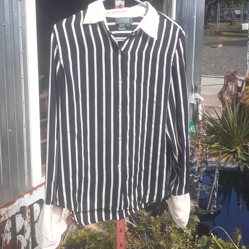 Bottom up blouse